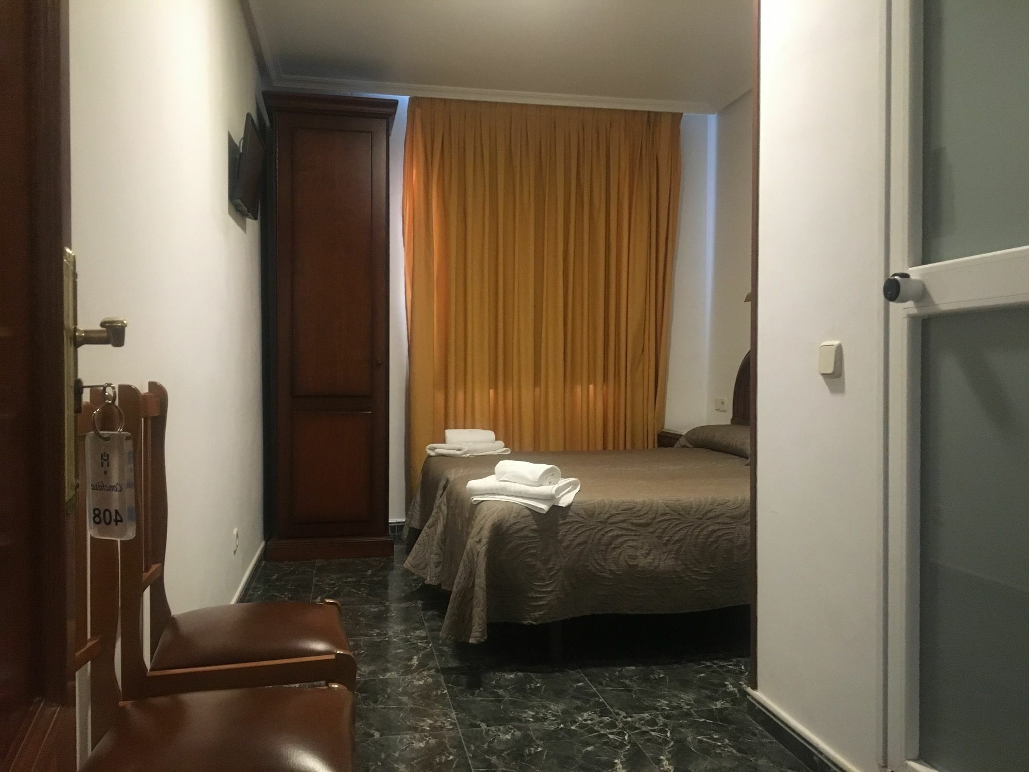 Hostal Conchita Legazpi Мадрид Екстер'єр фото